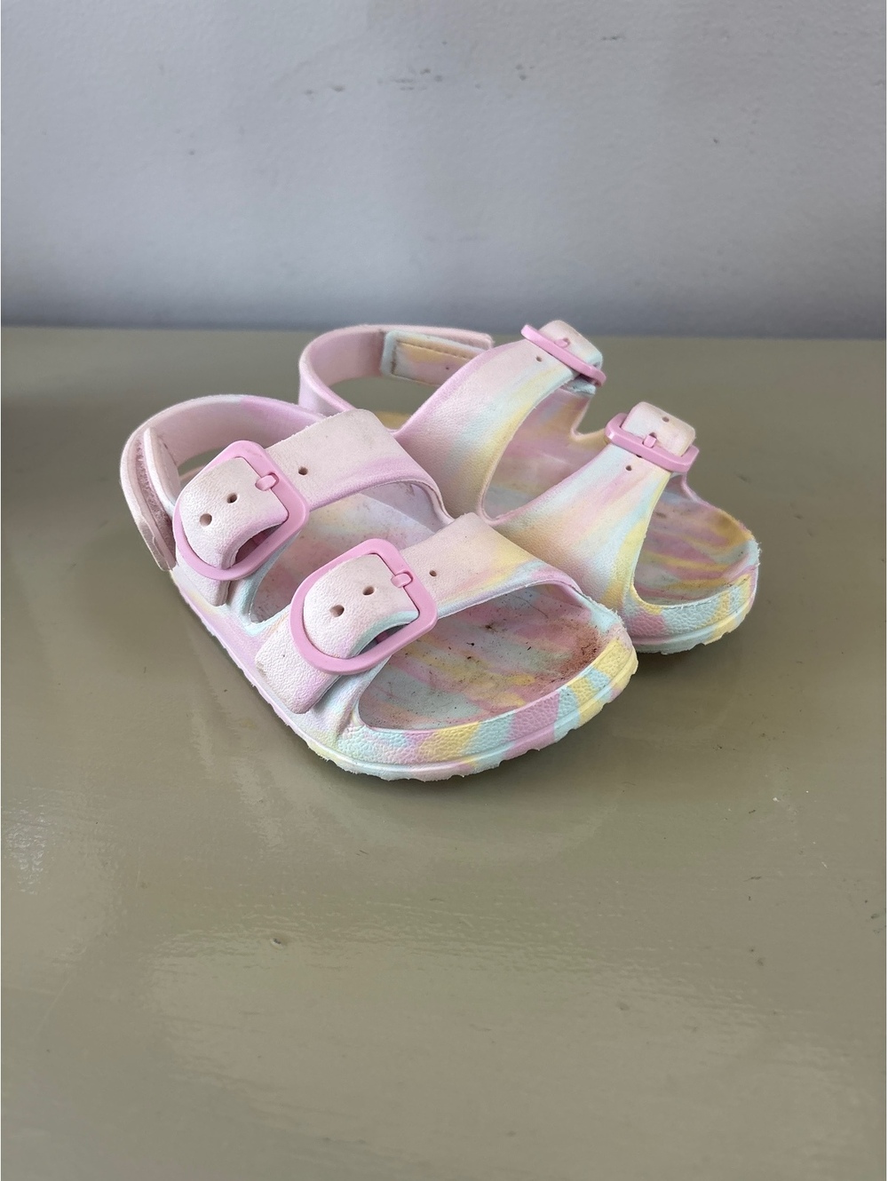 Kids Pink and Pastel Tie Dye Buckle Sandals shoes Girls Toddler Size 7 8